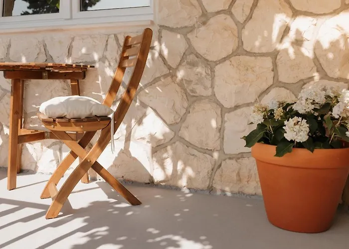 2nd Hvar Apartmán *