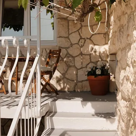 2nd Hvar Apartamento *